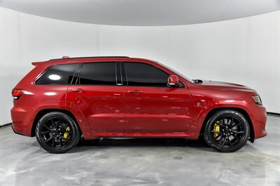 2018 Jeep Grand Cherokee Trackhawk   - Photo 13 - Joliet, IL 60435