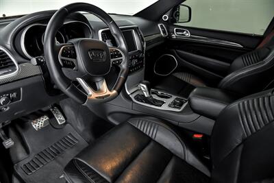 2018 Jeep Grand Cherokee Trackhawk   - Photo 20 - Joliet, IL 60435