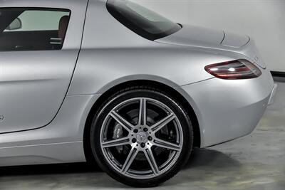2011 Mercedes-Benz SLS AMG   - Photo 9 - Joliet, IL 60435