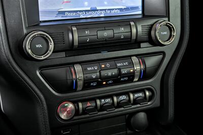 2021 Ford Mustang Shelby GT500-CARBON FIBER TRACK PACK   - Photo 32 - Joliet, IL 60435