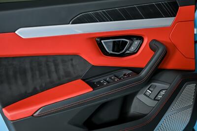 2020 Lamborghini Urus   - Photo 18 - Joliet, IL 60435