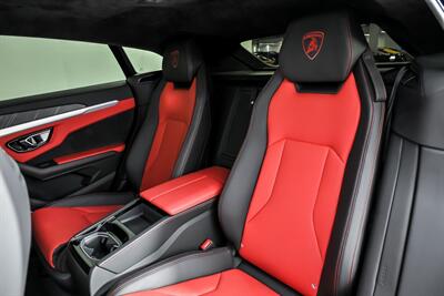 2020 Lamborghini Urus   - Photo 25 - Joliet, IL 60435