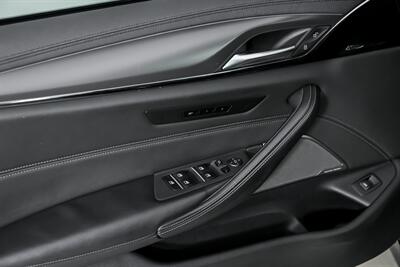 2023 BMW M5 COMPETITION   - Photo 18 - Joliet, IL 60435