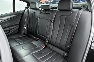 2023 BMW M5 COMPETITION   - Photo 24 - Joliet, IL 60435