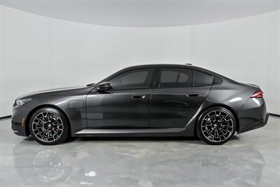 2025 BMW M5   - Photo 8 - Joliet, IL 60435
