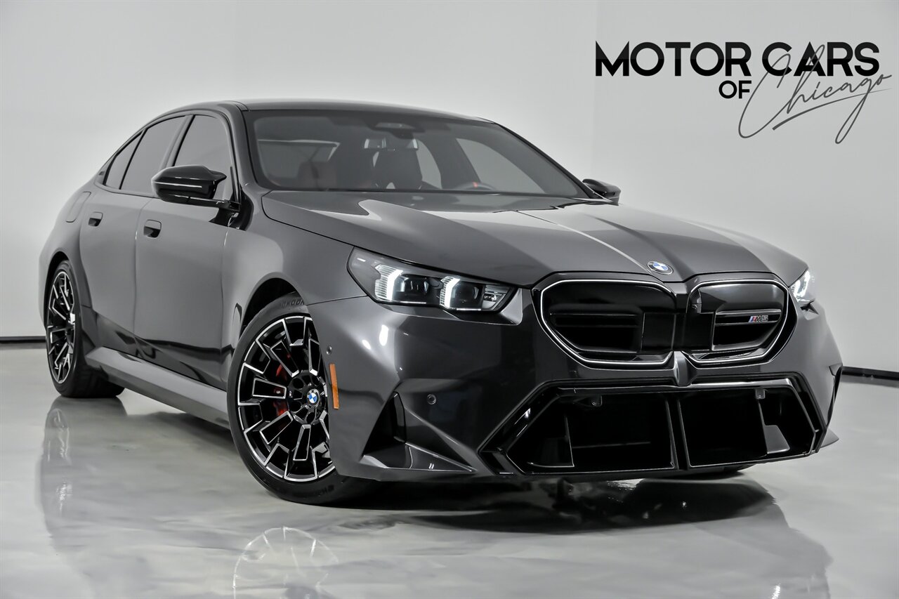 2025 BMW M5   - Photo 1 - Joliet, IL 60435