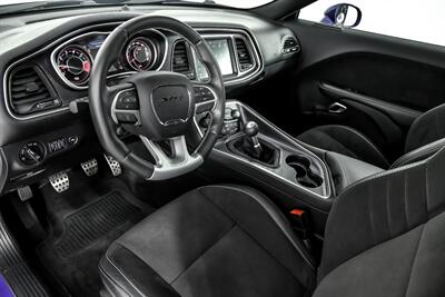 2016 Dodge Challenger SRT 392   - Photo 21 - Joliet, IL 60435