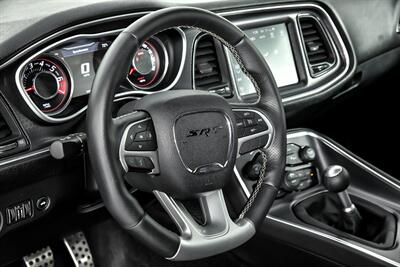 2016 Dodge Challenger SRT 392   - Photo 25 - Joliet, IL 60435