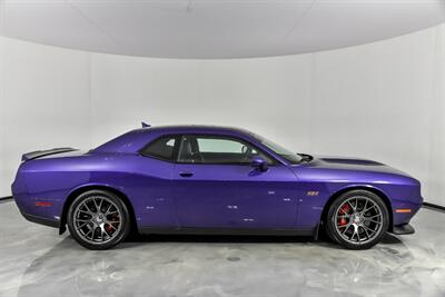 2016 Dodge Challenger SRT 392   - Photo 14 - Joliet, IL 60435