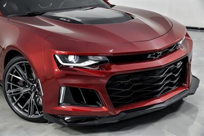 2023 Chevrolet Camaro ZL1   - Photo 3 - Joliet, IL 60435
