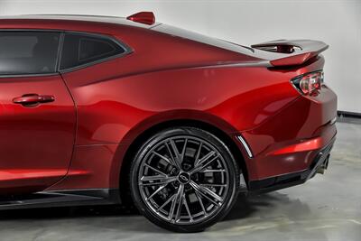 2023 Chevrolet Camaro ZL1   - Photo 9 - Joliet, IL 60435