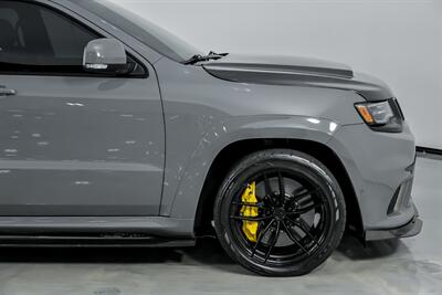 2021 Jeep Grand Cherokee Trackhawk-RARE OREO INTERIOR   - Photo 15 - Joliet, IL 60435
