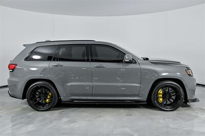 2021 Jeep Grand Cherokee Trackhawk-RARE OREO INTERIOR   - Photo 14 - Joliet, IL 60435