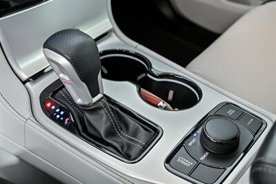 2021 Jeep Grand Cherokee Trackhawk-RARE OREO INTERIOR   - Photo 40 - Joliet, IL 60435