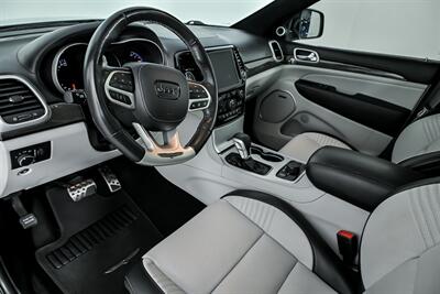 2021 Jeep Grand Cherokee Trackhawk-RARE OREO INTERIOR   - Photo 22 - Joliet, IL 60435