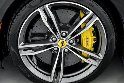 2018 Ferrari GTC4Lusso -HUGE $378K MSRP-1 OWNER LUSSO   - Photo 18 - Joliet, IL 60435