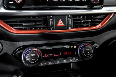 2023 Kia Forte GT   - Photo 32 - Joliet, IL 60435