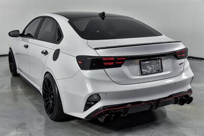 2023 Kia Forte GT   - Photo 10 - Joliet, IL 60435