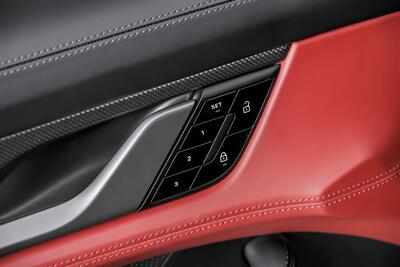 2020 Porsche Taycan Turbo S-SATIN BLACK ON RED!   - Photo 17 - Joliet, IL 60435