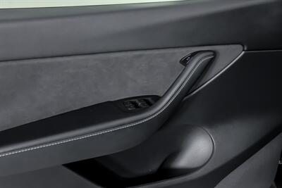 2021 Tesla Model Y Performance   - Photo 18 - Joliet, IL 60435