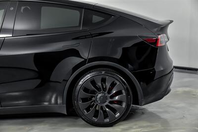 2021 Tesla Model Y Performance   - Photo 9 - Joliet, IL 60435