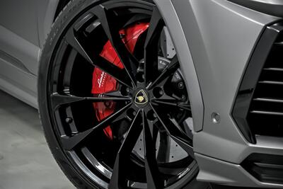 2021 Lamborghini Urus - Photo 4 - Joliet, IL 60435