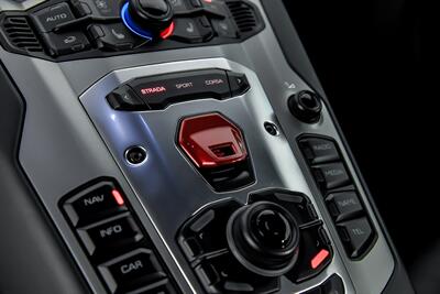 2015 Lamborghini Aventador LP 700-4   - Photo 38 - Joliet, IL 60435
