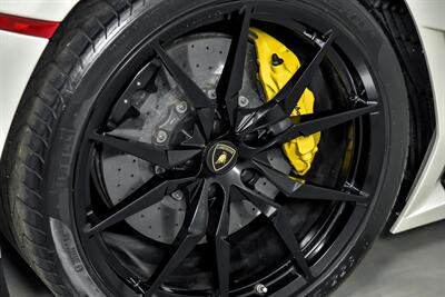 2015 Lamborghini Aventador LP 700-4   - Photo 43 - Joliet, IL 60435