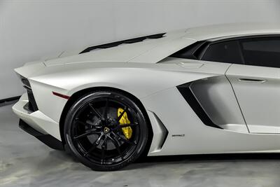 2015 Lamborghini Aventador LP 700-4   - Photo 13 - Joliet, IL 60435