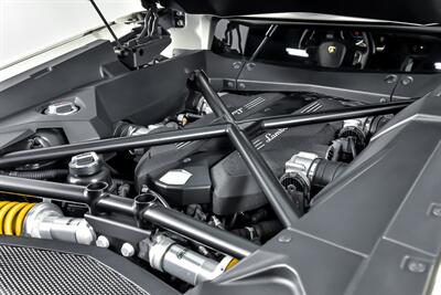 2015 Lamborghini Aventador LP 700-4   - Photo 18 - Joliet, IL 60435