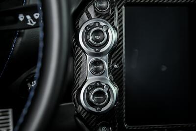 2019 McLaren 720S Performance-RARE ONE OF A KIND 720-HUGE $423K MSRP - Photo 36 - Joliet, IL 60435