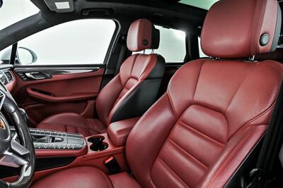 2016 Porsche Macan Turbo   - Photo 23 - Joliet, IL 60435