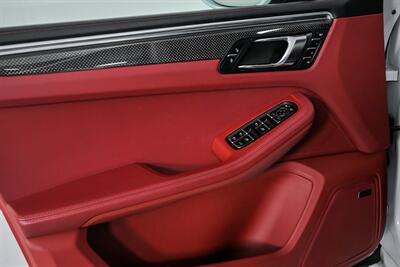 2016 Porsche Macan Turbo   - Photo 18 - Joliet, IL 60435