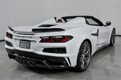 2025 Chevrolet Corvette Z06 - Photo 12 - Joliet, IL 60435