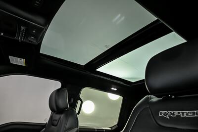 2018 Ford F-150 Raptor   - Photo 22 - Joliet, IL 60435