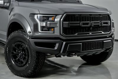 2018 Ford F-150 Raptor   - Photo 3 - Joliet, IL 60435