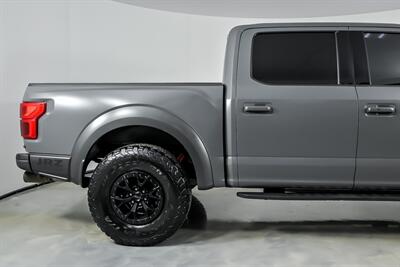 2018 Ford F-150 Raptor   - Photo 13 - Joliet, IL 60435