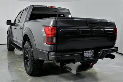 2018 Ford F-150 Raptor   - Photo 10 - Joliet, IL 60435