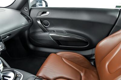 2009 Audi R8 quattro   - Photo 47 - Joliet, IL 60435