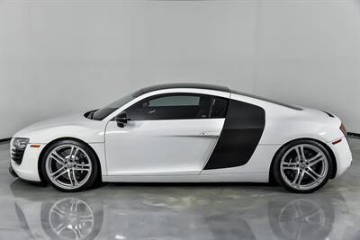 2009 Audi R8 quattro   - Photo 9 - Joliet, IL 60435