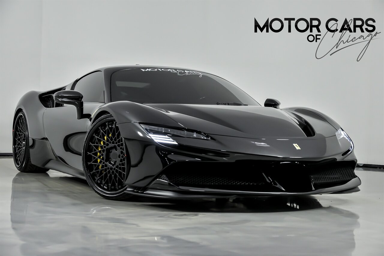 2022 Ferrari SF90 Stradale   - Photo 1 - Joliet, IL 60435