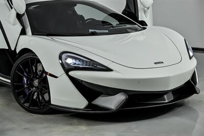 2017 McLaren 570S - Photo 3 - Joliet, IL 60435