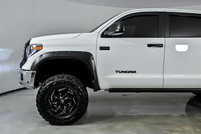 2020 Toyota Tundra TRD Pro PUNISHER EDITION   - Photo 6 - Joliet, IL 60435