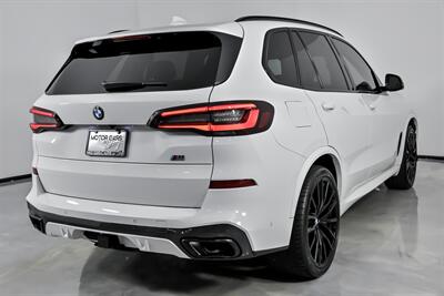 2021 BMW X5 M50i xDrive   - Photo 12 - Joliet, IL 60435