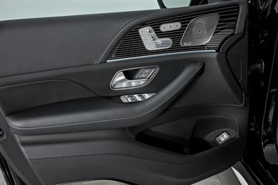 2023 Mercedes-Benz GLS Mercedes-Maybach GLS 600 4MATIC   - Photo 18 - Joliet, IL 60435