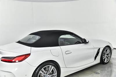 2025 BMW Z4 sDrive30i   - Photo 18 - Joliet, IL 60435