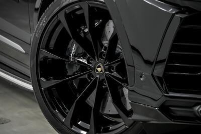 2021 Lamborghini Urus -HARD LOADED-FULL PPF-CARBON RUNNING BOARDS - Photo 4 - Joliet, IL 60435