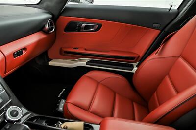 2012 Mercedes-Benz SLS AMG - Photo 37 - Joliet, IL 60435