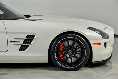 2012 Mercedes-Benz SLS AMG - Photo 16 - Joliet, IL 60435