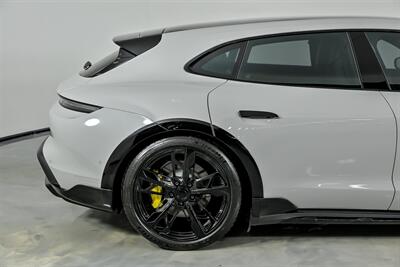 2022 Porsche Taycan 4S Cross Turismo   - Photo 13 - Joliet, IL 60435